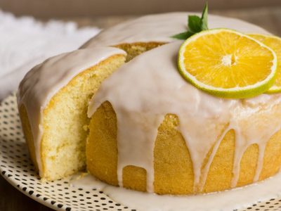 Torta húmeda de naranja sin gluten: poné la pava y hacé esta receta que no falla y todos aman