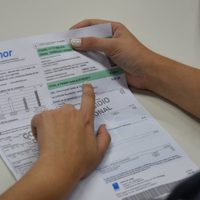 Energía: las distribuidoras deberán aplicar el menor consumo registrado en los últimos tres años