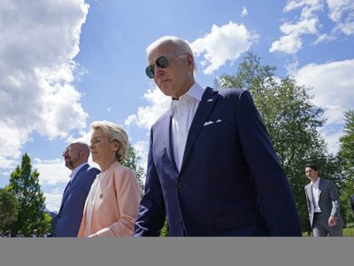 Biden anuncia 200 mil mdd en inversiones en infraestructuras para contrarrestar influencia china