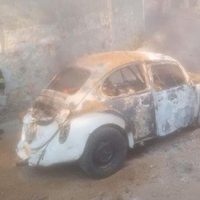 Con todo y presencia policiaca incendian cuatro taxis en Acapulco