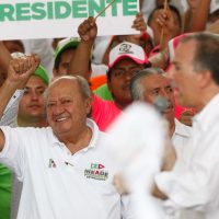 La casa está sucia, reconoce Romero Deschamps al dar espaldarazo a Meade