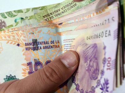Precisiones sobre el aumento salarial: ¿por cuánto es, cuándo y cómo se cobra, quiénes lo recibirán?