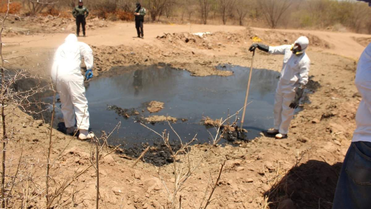 Vaciado de una fosa séptica en Tacuichamona, Sinaloa