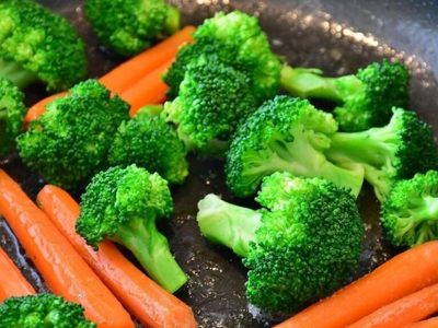 Una empresa pagará 2000 dólares a quien acepte ser vegano por un mes