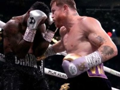 Canelo Álvarez gana la pelea contra Jermell Charlo por decisión unánime