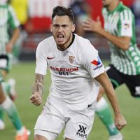 ¡Impresionante! Gol y asistencia de taco para Lucas Ocampos en la victoria de Sevilla