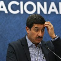 Ante deuda en Chihuahua, Corral llama a alcaldes a gobernar con austeridad