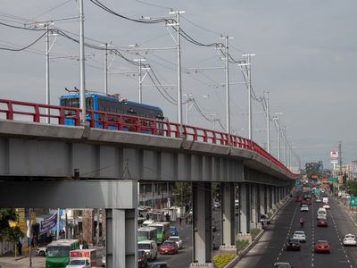 En una semana iniciará el servicio del Trolebús Elevado: Sheinbaum