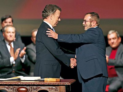 Un acuerdo de paz que Duque no pudo "hacer trizas"