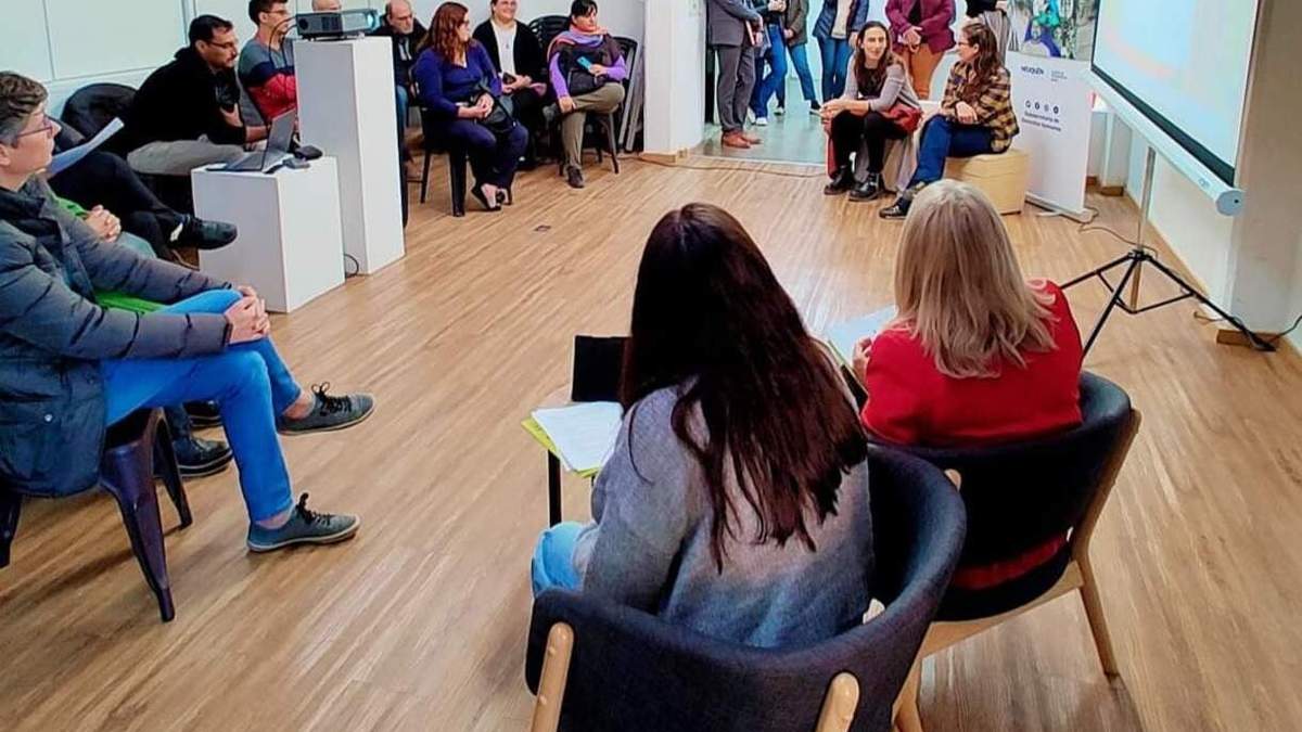 Presentación de la Escuela Provincial de Capacitación en Derechos Humanos. Fuente: (Facebook).