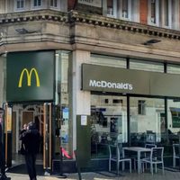 McDonald's disminuye sus beneficios por el impacto de la salida de Rusia