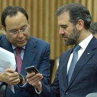 Senadores de Morena amenazan con juicio político contra consejeros del INE
