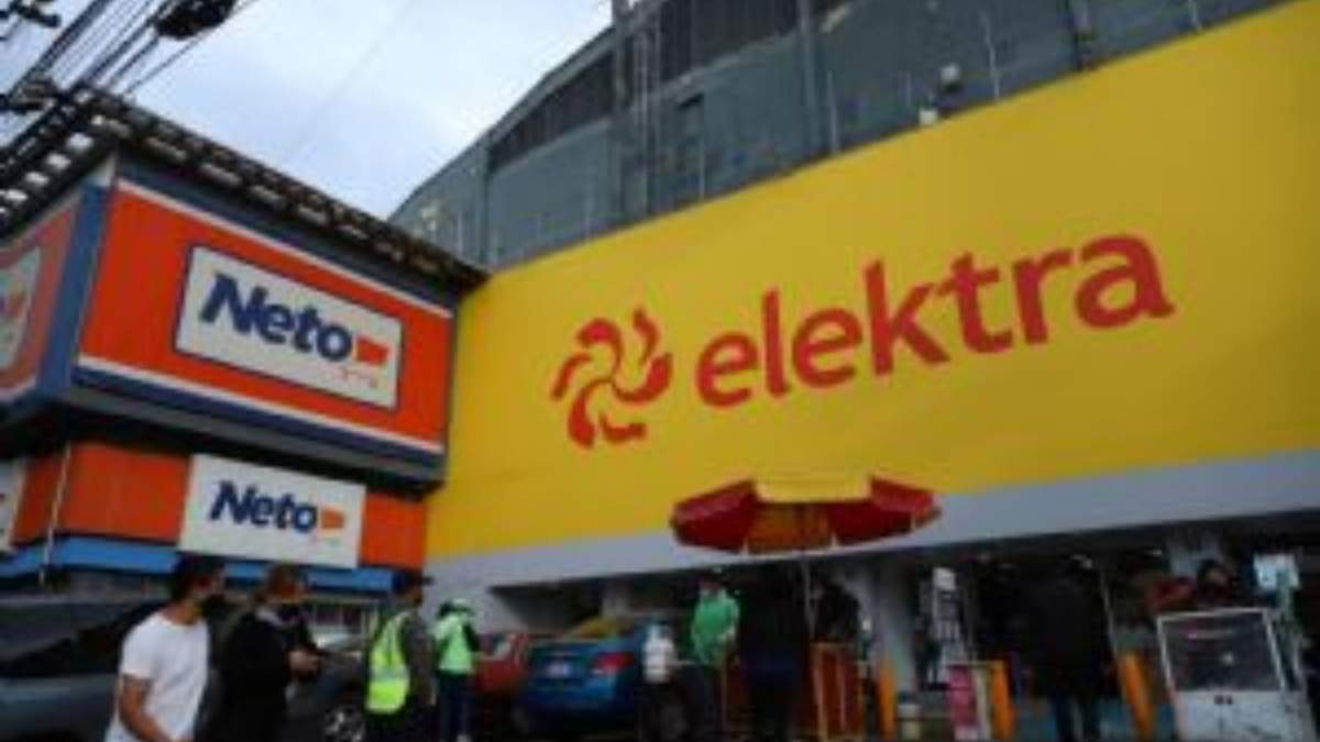 NEZAHUALCÓYOTL, ESTADO DE MEXICO, 21ENERO2022.- La compañía Elektra propiedad del empresario Ricardo Salinas Pliego, pierde un amparo y deberá pagar al SAT 2 mil 636 millones de pesos
