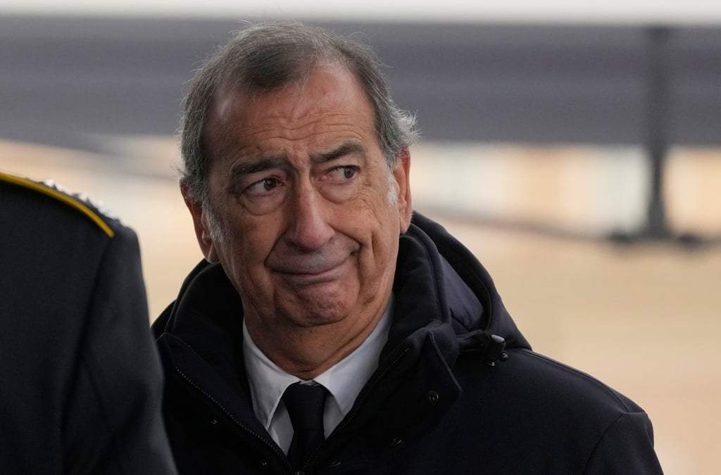 ARCHIVO - El alcalde de Milán, Giuseppe Sala, asiste al encendido del pebetero olímpico de invierno de Milán Cortina 2026, frente al Palacio Presidencial del Quirinal, en Roma, el viernes 5 de diciembre de 2025