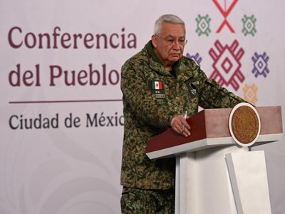 Con la voz quebrada, general Trevilla reconoce a militares muertos en captura de "El Mencho" (Video)