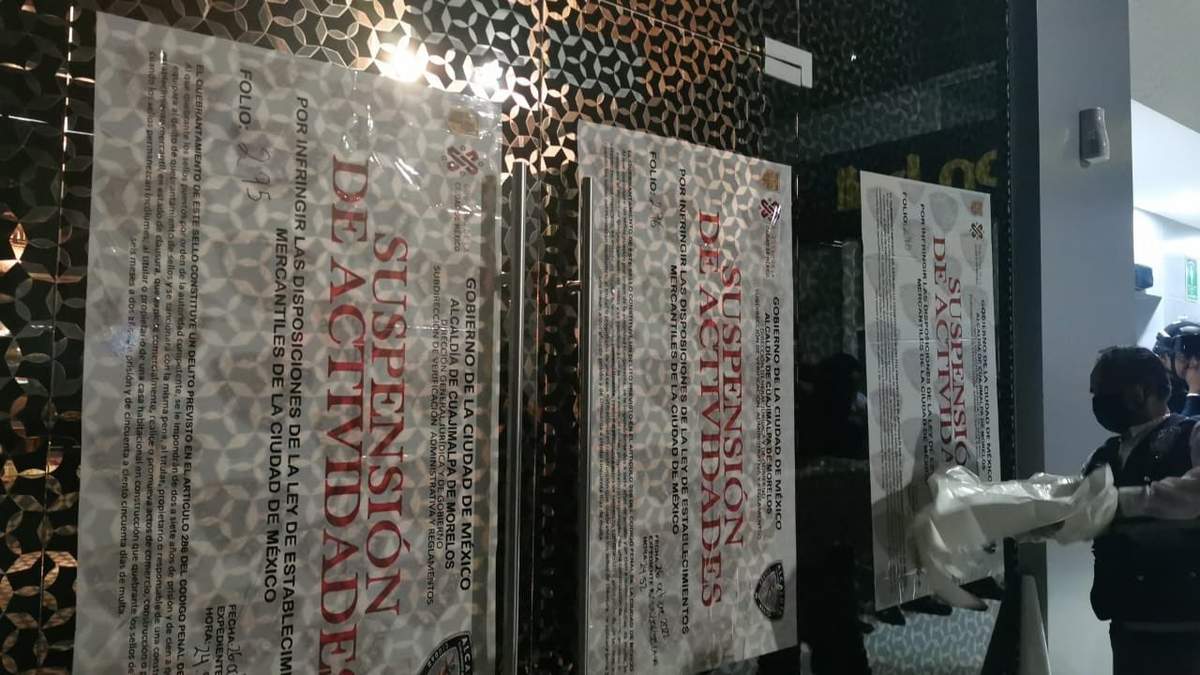Suspensión al bar Hookah de Santa Fe