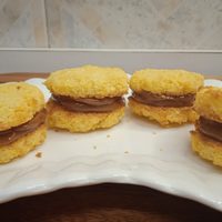 Alfajores de coco con dulce de leche: el clásico que nunca falla y facilísimo de hacer en casa