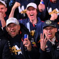 Russell y Hamilton completan el 1-2 para Mercedes en Las Vegas; Verstappen es tetracampeón