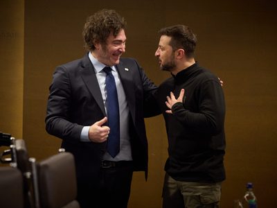 Zelenski condecora a Milei con la Orden de la Libertad