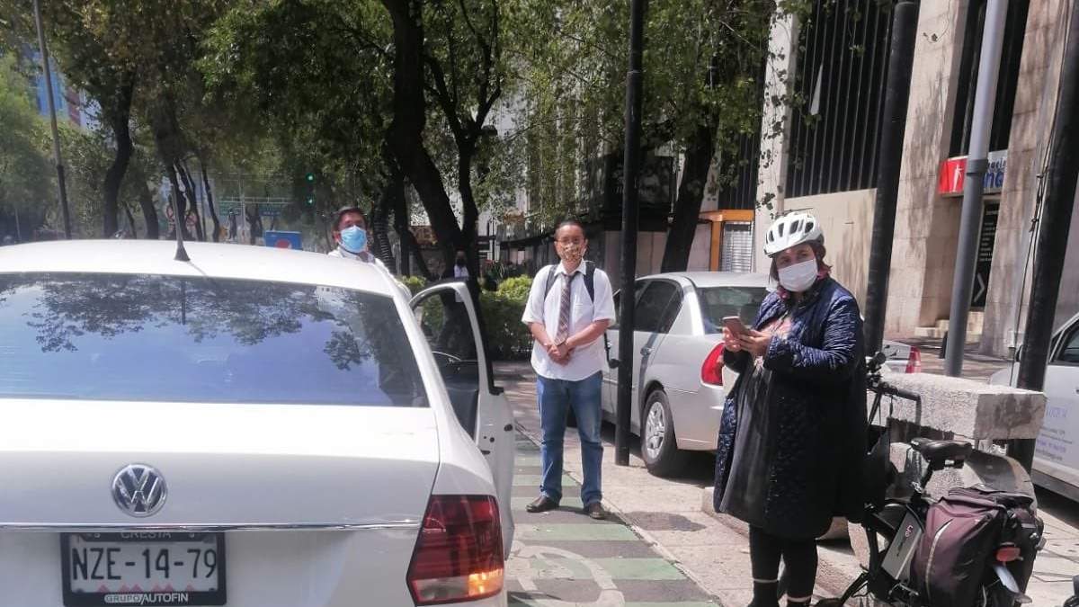 La senadora Xóchitl Gálvez tras el incidente en bici
