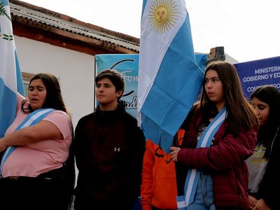 Estudiantes de Aguada San Roque y Los Chihuidos inician la escuela secundaria
