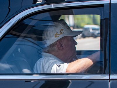 Asesores de Trump afirman que más de 50 países han solicitado conversaciones sobre aranceles