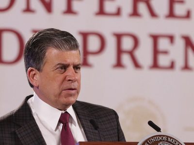 AMLO ordena al titular de Profeco informar el "Quién es quién en los sueldos" de funcionarios