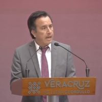 Cuitláhuac García ofrece disculpa pública a pensionados reprimidos durante protesta en 2015