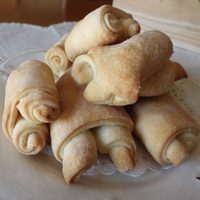 Poné la pava y hacete estos tremendos cuernitos salados que son un 10 para la merienda