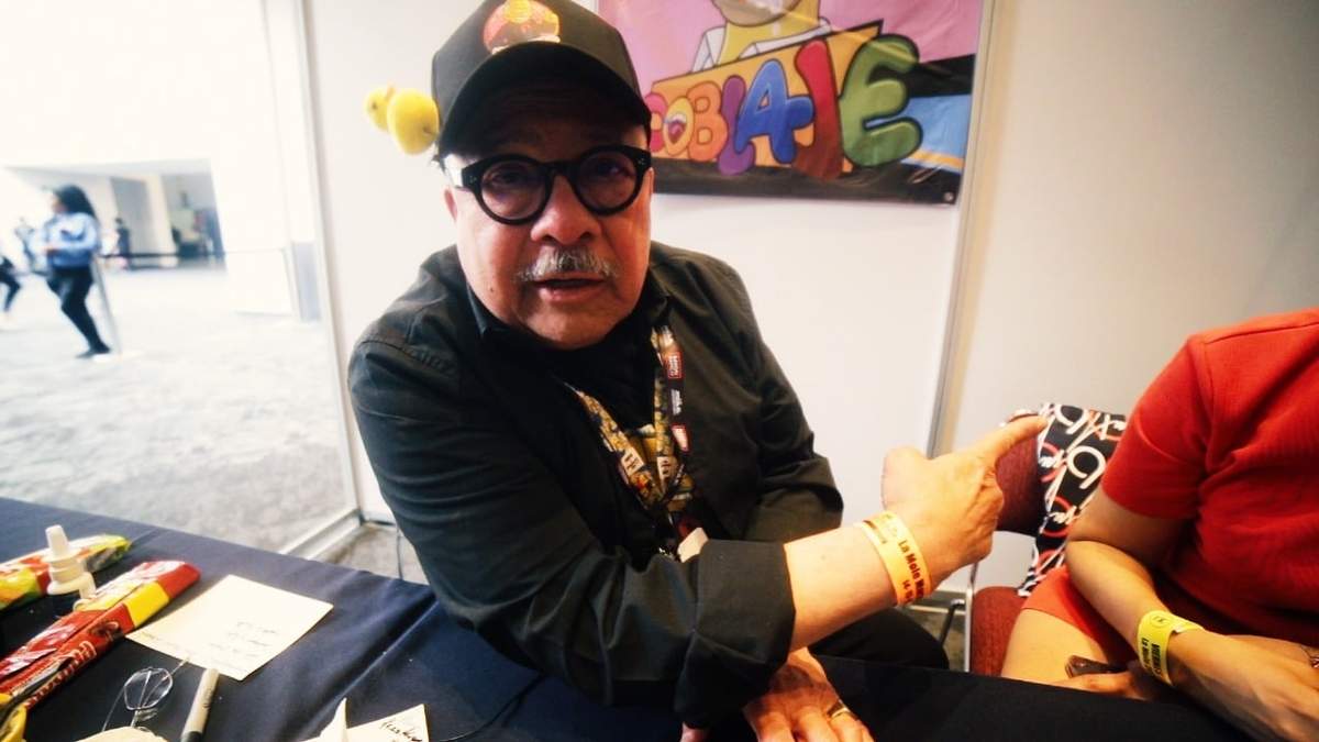 La cultura pop, el “último reducto sano de los espectáculos”: Humberto Vélez, voz de Homero Simpson