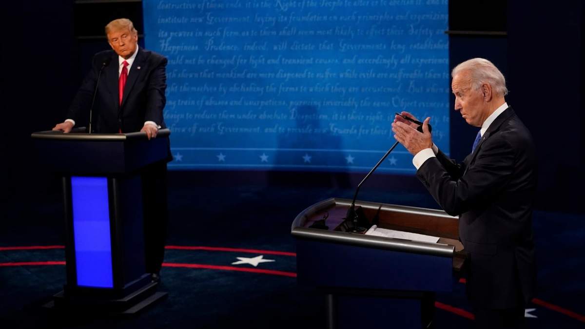 Trump y Biden en un debate de 2020