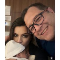 José Ramón López Beltrán y Carolyn Adams anuncian el nacimiento de su tercer hijo