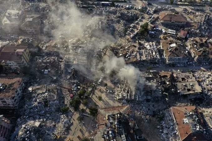 Daños por terremotos en Turquía y Siria