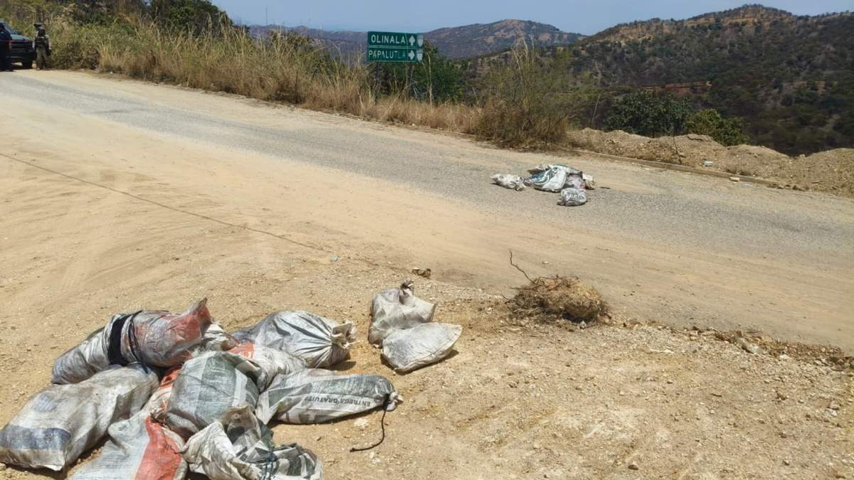 En dos puntos carreteros de Guerrero fueron dejados los cuerpos de 10 personas, seis de ellos desmembrados