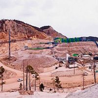 En 12 años de periodo neoliberal, industria minera extrajo más de mil 59 toneladas de oro: Semarnat