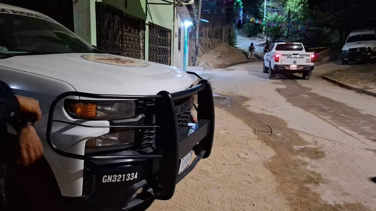 Escena del crimen en el poblado Kilómetro 21 de Acapulco