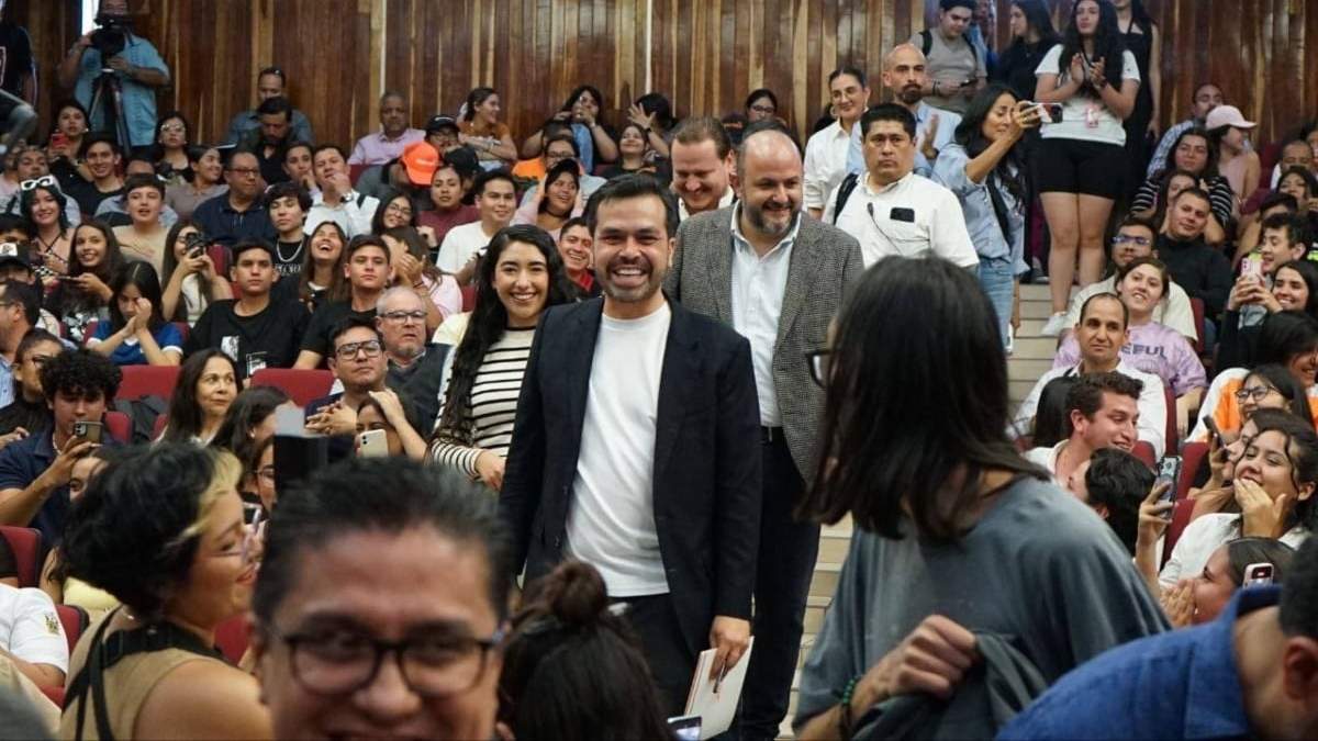 Jorge Álvarez Máynez en la Universidad de Guadalajara