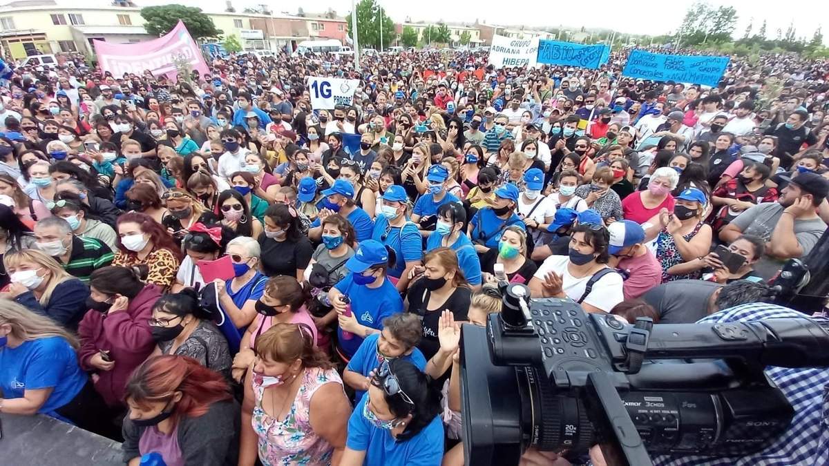 Vecinos en el acto del MPN. Fuente: (Twitter)