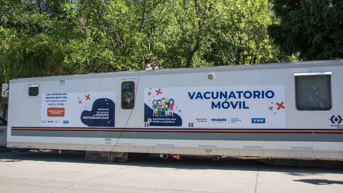 Vacunatorio móvil. Fuente: (Twitter)