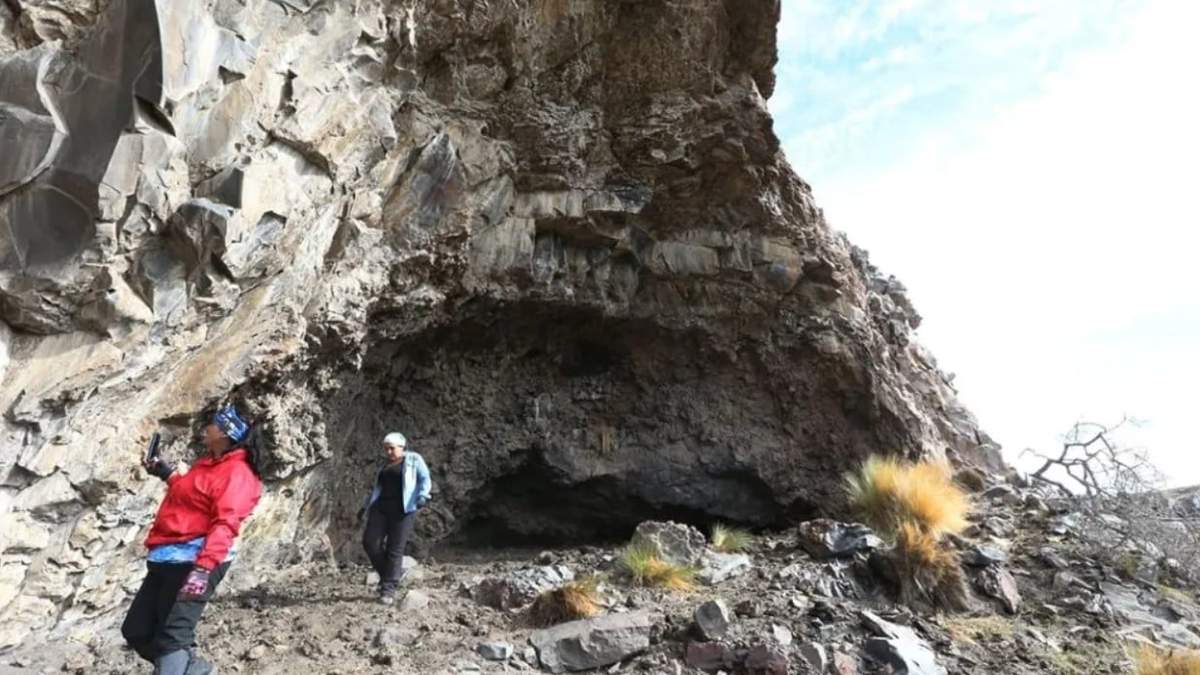 El relevamiento lo realizó la arqueóloga Silvana Quilodrán, de la dirección de Patrimonio Cultural. Fuente: (Gobierno de Neuquén)
