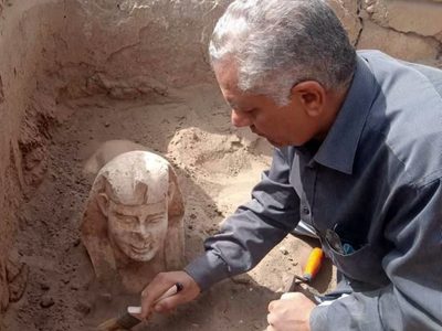 Encontraron una estatua similar a una esfinge en el sur de Egipto