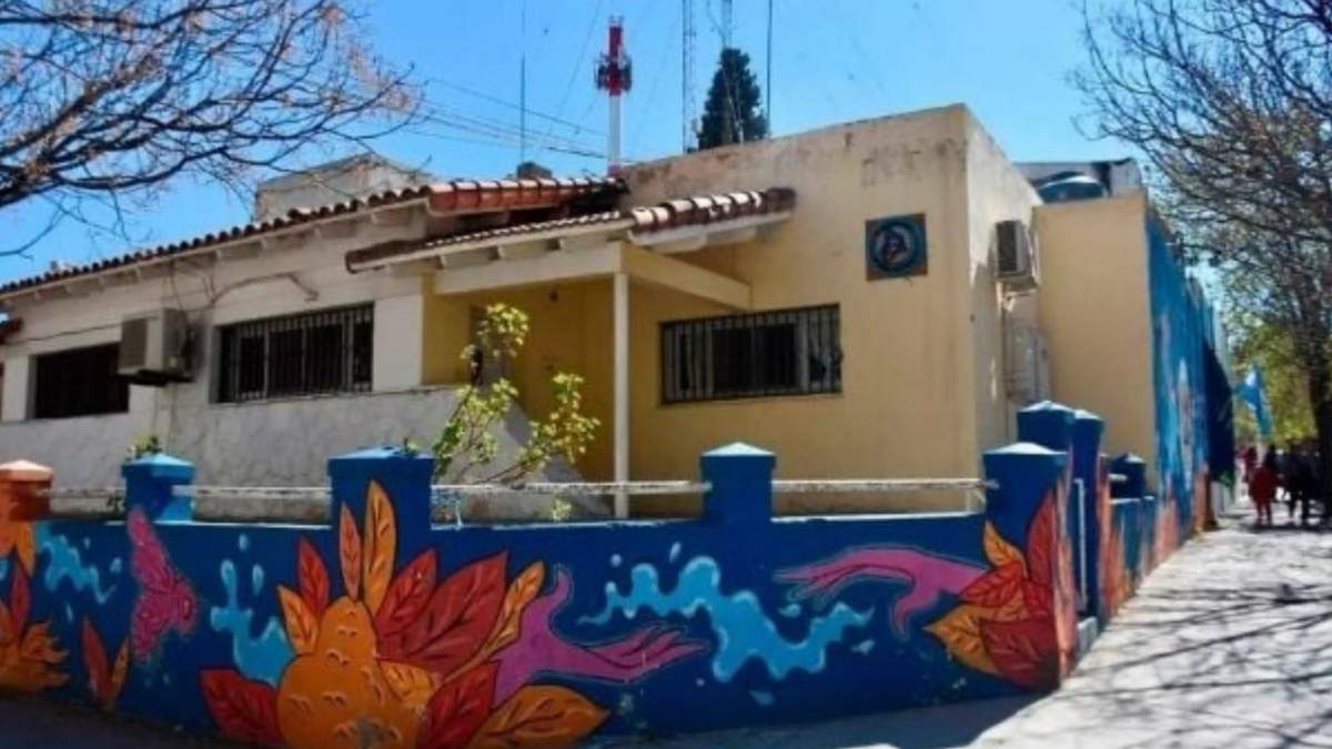 Uno de los hechos que se denunciaron ocurrió en las oficinas de Belgrano y Santiago del Estero. Fuente: (Diario Río Negro).