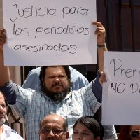 Silencio en el periodismo equivale a la muerte de la democracia: PEN México