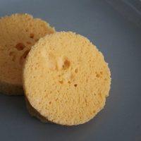 Pancito exprés en microondas: facilísimo de hacer cuando te quedaste sin nada en casa