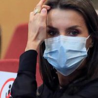 Destrozó el mando contra el televisor: el video que generó el ataque de ira de la reina Letizia