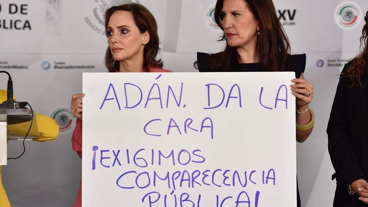 Lilly Téllez y Kenia López
