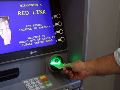 Cambia el límite de extracción en los cajeros automáticos: de cuánto será