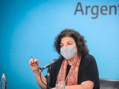 Carla Vizzotti está en Inglaterra para intercambiar experiencias de vacunación