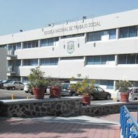 Denuncian agresión sexual en los baños de la Escuela Nacional de Trabajo Social de la UNAM