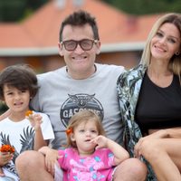 Con una versión de un tema de The Beatles, Álvaro Navia y su hijo revolucionaron las redes